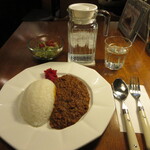 喫茶 16 - 特製 キーマカレー ミニサラダ付 700円(税込)　(2021.2)