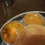 南インド料理ダクシン - サンバルとラッサム