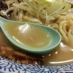 長州ラーメン万龍軒 - スープ