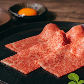 The ultimate Yakiniku (Grilled meat) using only the highest grade domestically produced A5 Japanese black beef