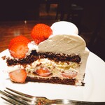 ハーブス - ストロベリーチョコレートケーキ