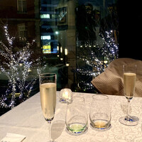 グリルうかい 丸の内店 - 三菱一号館美術館を望む中庭