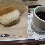 First Kitchen - BLTエッグサンド+ホットコーヒー