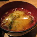 茅場町居酒屋 つまみ菜 - みそ汁。