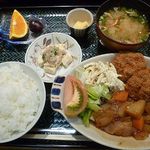 海鮮料理　魚盛 - （日替わり定食）ひとくちカツビーフソース定食 650円