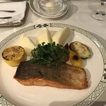 ロウリーズ・ザ・プライムリブ 大阪 - サーモングリル