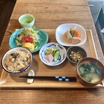 菜じゃ - 玄米定食(¥500)