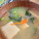 菜じゃ - 玄米定食(¥500) 具沢山の味噌汁