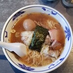 りょうたん亭 - ワンタンメン＋玉子