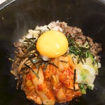 焼肉もつ鍋 五城苑 - 石焼ビビンバ