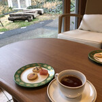 Yaizu Gurando Hoteru - 森のテラスでお茶をいただきます