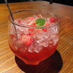 肉バル GYUUU - 2021年の｢ピンクモスコミュールシェイブ｣649円