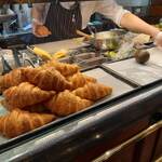 クロワッサン - 店内