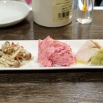 トリワイン ＰＩＫＯＳＨＨＨＵ - 前菜３種盛