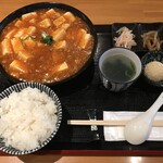 アジアン食亭 小施哥哥 - 麻婆豆腐定食 880円