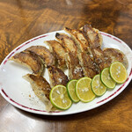 ぎょうざや - 料理写真: