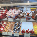 ミリオン洋菓子店 - 料理写真: