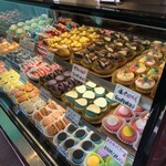 1010STORY - ショーケース