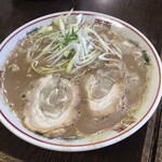 Hakata Ramen Ebisu - ラーメン（大盛）