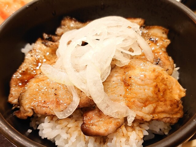 口コミ一覧 : 炭焼豚丼 源の写真