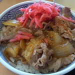 吉野家 - 七味と紅生姜をタップリかけて食べる！
