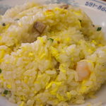 中華新楽 - 焼き飯。