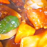 中華新楽 - 酢豚の神々しい照りが・・・・・・・・