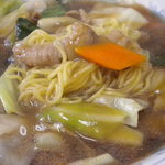 中華新楽 - 肉そば、６００円。