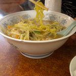 中華新楽 - 味噌ラーメン。
