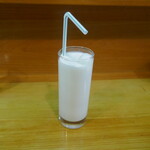 インド料理ダイニングバー ルドリ - ラッシー