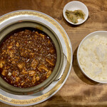 Mei - 『陳麻婆豆腐セット』@920(税込) ご飯、サラダ、スープ、ザーサイ、ドリンク付きのランチセット