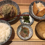 肉豆冨とレモンサワー 大衆食堂 安べゑ - 