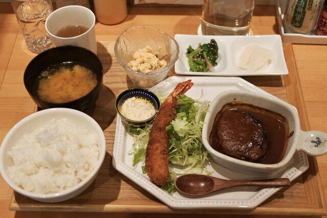 Gohan to Cafe Aina Love Vege