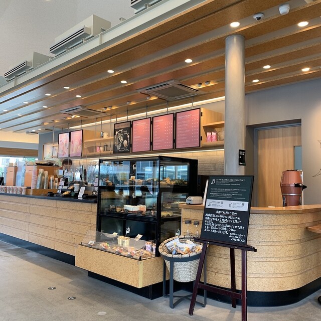 スターバックスコーヒー みんなの森ぎふメディアコスモス店 Starbucks Coffee 名鉄岐阜 カフェ 食べログ