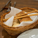 ヴェッキオ コンヴェンティーノ - 2021.2 自家製パン