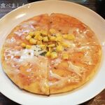 ざぶとん - 200円メニューのピザ！！！