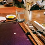 Gibier MIYAMA - 最初の１杯はシャンパーニュ、お箸は持ち帰りできます