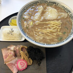 旭川中華そば 風來堂 - 極のワンタントッピング