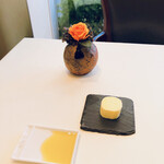 ナベノ-イズム - テーブル