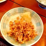 遊食空間ぶんぶん - フライドオニオンとニンニク