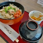 福岡国際カントリークラブ - 豚丼