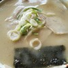 ラーメン陽向 - チャーシュー麺、チャーシューは沈むくらいのスープたっぷり