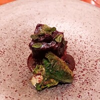 IL TEATRINO DA SALONE - ⚫牛頰肉のブラザート　アマゾンカカオと芽キャベツ