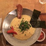 ビオ オジヤンカフェ - 表面はふんわりしてます。やさしい舌触り。