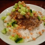 麺舎 ヒゲイヌ - 自家製肉味噌飯