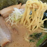 丸八商店 - 豚骨醤油特製ラーメン。1,100円