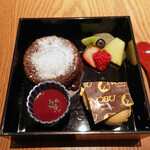 NOBU TOKYO - フォンダン・ショコラが美味