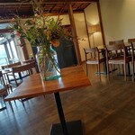 肉料理 おか - 店内