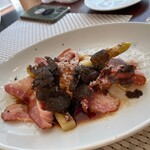 ビストロ ダイア - 佐賀県産極太ホワイトアスパラガスと温玉とベーコンwithトリュフ