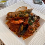 ビストロ ダイア - 海の幸のペスカトーレパスタ